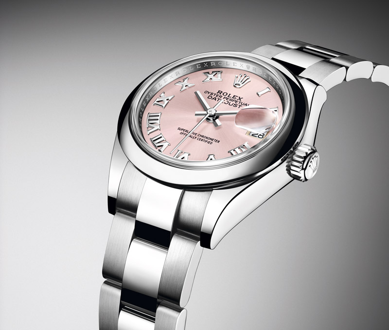 Vỏ đồng hồ Oyster chống thấm nước mang đến sự bảo vệ tối ưu cho bộ chuyển động chuẩn xác cao của chiếc đồng hồ Lady-Datejust 28.